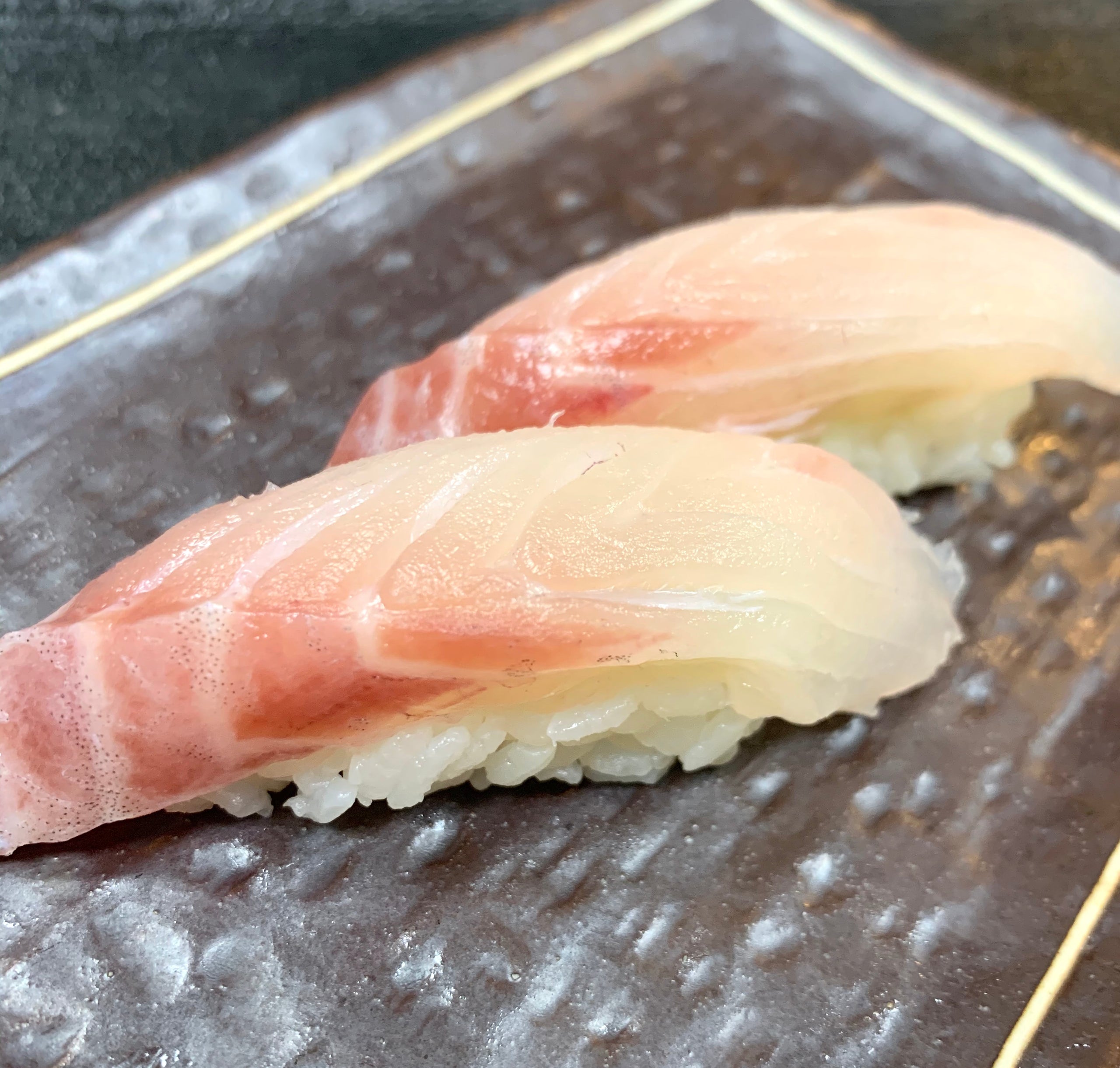 Snapper Nigiri (2pcs) | IZAKAYA MAYUMI